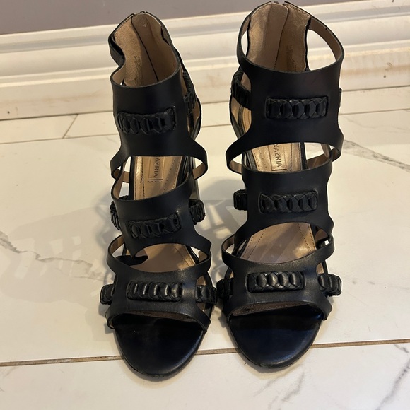 BCBGMaxAzria Black Shoes Sz 8.5 - Picture 2 of 11
